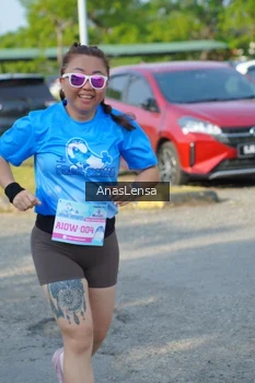 Runner Photo 3243056