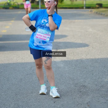 Runner Photo 3244243