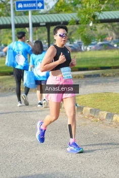 Runner Photo 3244422