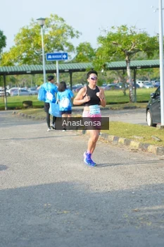 Runner Photo 3244465
