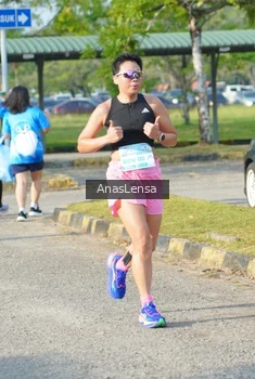 Runner Photo 3244466