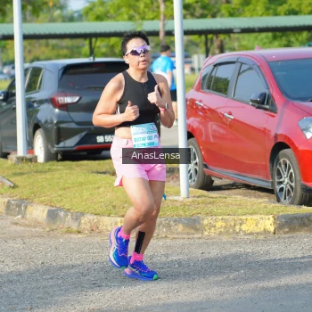 Runner Photo 3244557