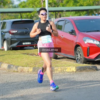 Runner Photo 3244584