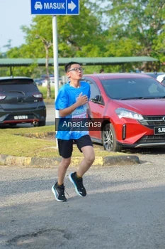 Runner Photo 3244607