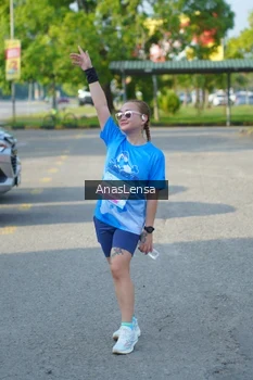 Runner Photo 3244740