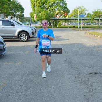 Runner Photo 3245106