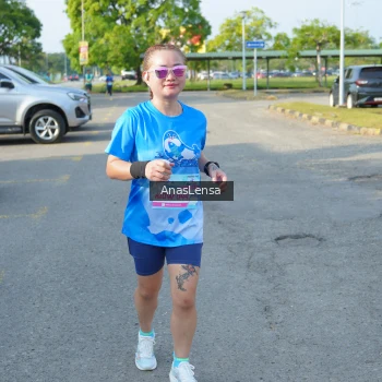Runner Photo 3245447