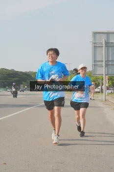 Runner Photo 3245471