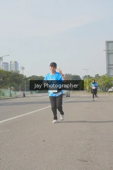 Runner Photo 3245575