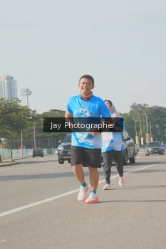 Runner Photo 3245772