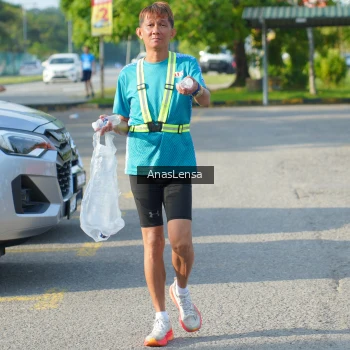 Runner Photo 3245843