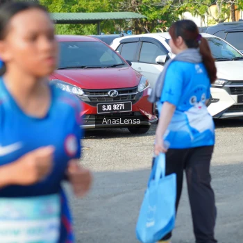 Runner Photo 3245873