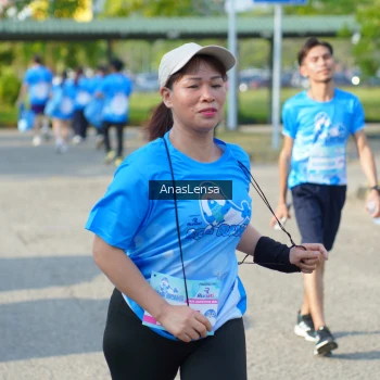 Runner Photo 3246104