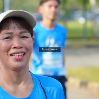 Runner Photo 3246105