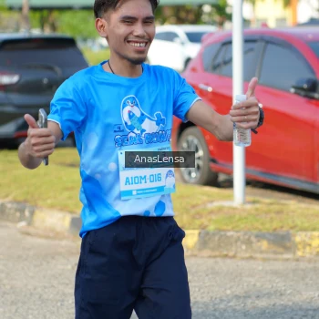 Runner Photo 3246159