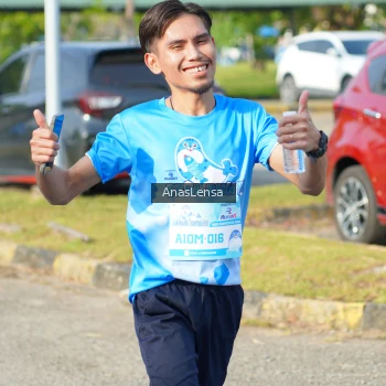 Runner Photo 3246160