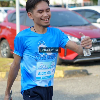 Runner Photo 3246225