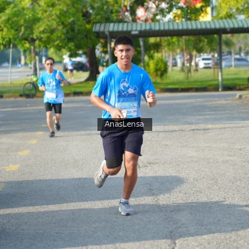 Runner Photo 3246259