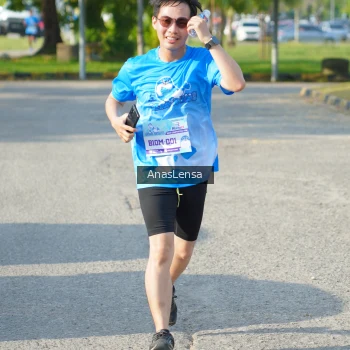 Runner Photo 3246446