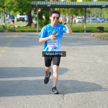 Runner Photo 3246450