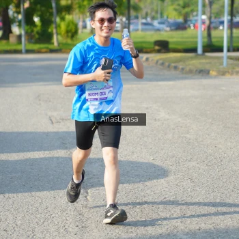 Runner Photo 3246459