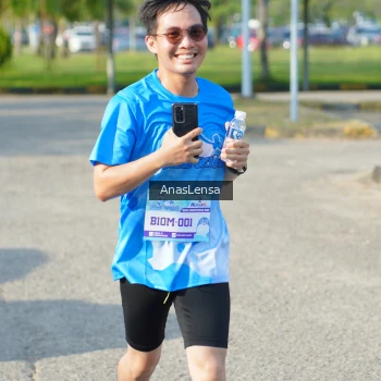 Runner Photo 3246521