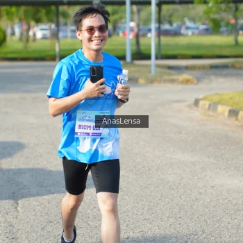 Runner Photo 3246526