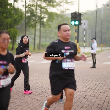 Runner Photo 3246687