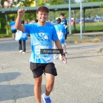 Runner Photo 3247013