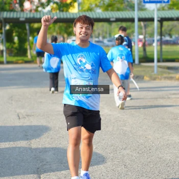 Runner Photo 3247016