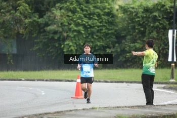 Runner Photo 3247047