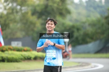 Runner Photo 3247118
