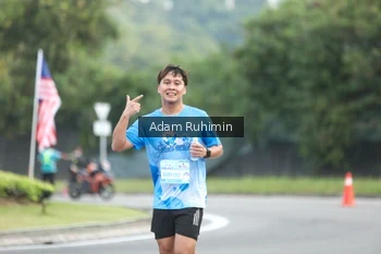Runner Photo 3247121