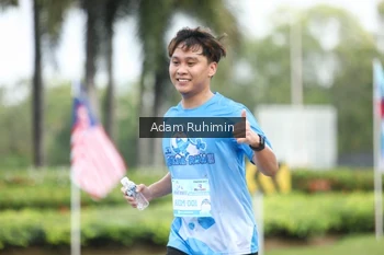 Runner Photo 3247151