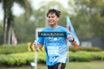 Runner Photo 3247155