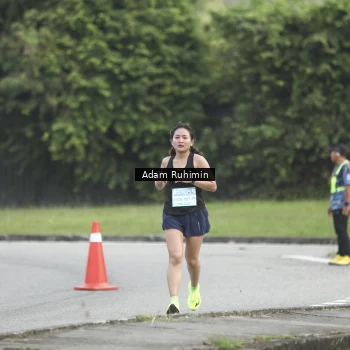 Runner Photo 3247370