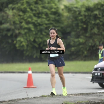 Runner Photo 3247373