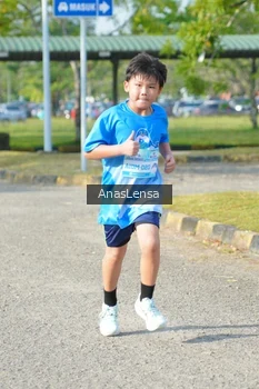 Runner Photo 3247392