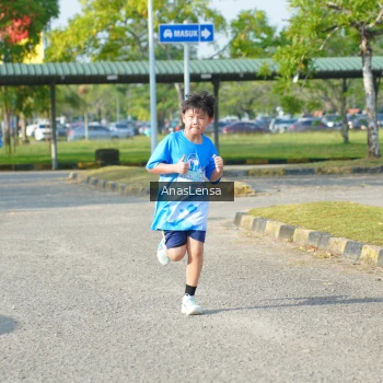 Runner Photo 3247394