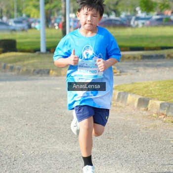 Runner Photo 3247395