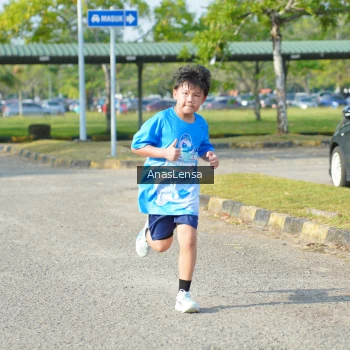 Runner Photo 3247423