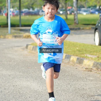 Runner Photo 3247425