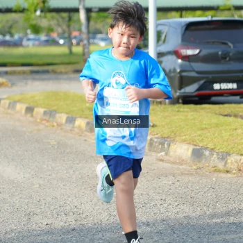 Runner Photo 3247483