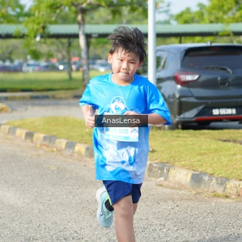 Runner Photo 3247490