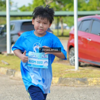Runner Photo 3247492