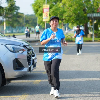 Runner Photo 3247530