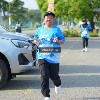 Runner Photo 3247625