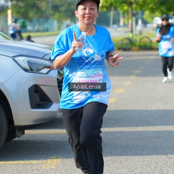 Runner Photo 3247633