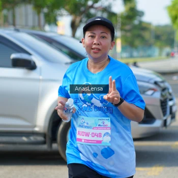 Runner Photo 3247660