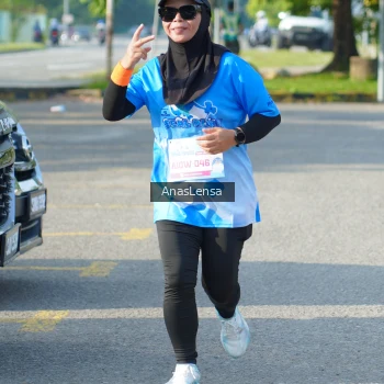 Runner Photo 3247745